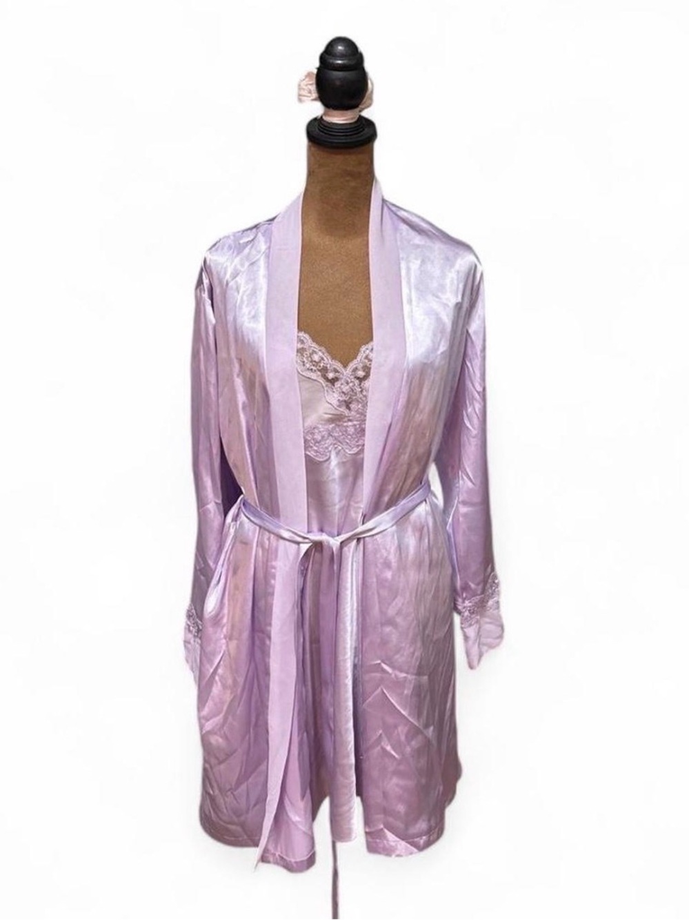Lilac Lavender Satin Lace-Trim Robe and Chemise Set Medium